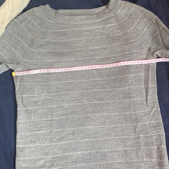 Banana Republic gray/sliver merino extra fine wool long sleeves size s striped - Picture 10 of 12